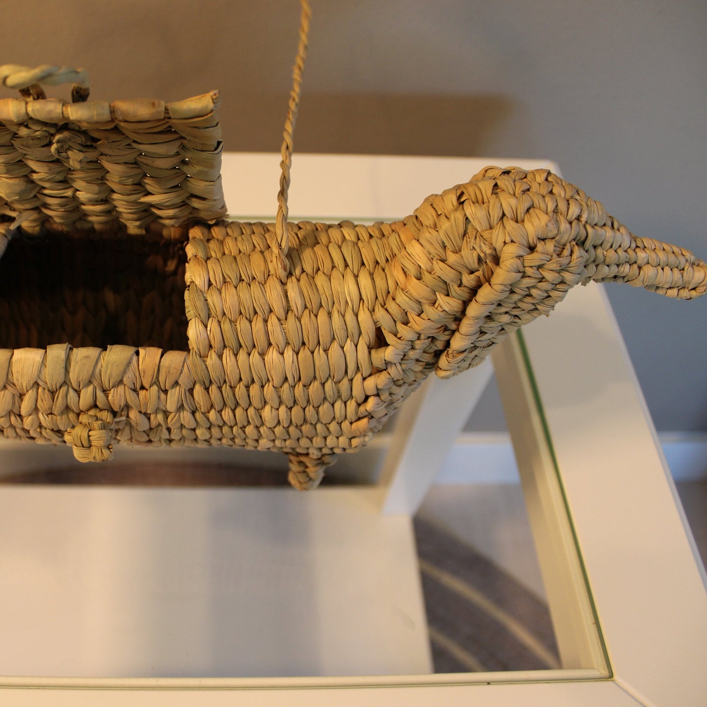 Handwoven weenie dog purse in natural reed Chuspata - Mexican artisan handbag