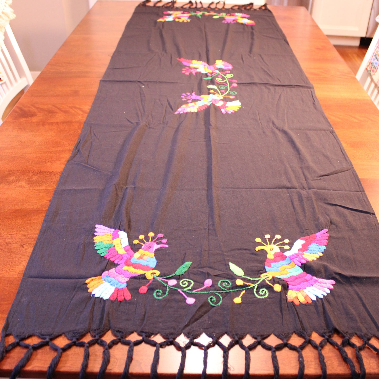 Hand-embroidered Tenango shawl with 2 birds design - Mexican artisan textile