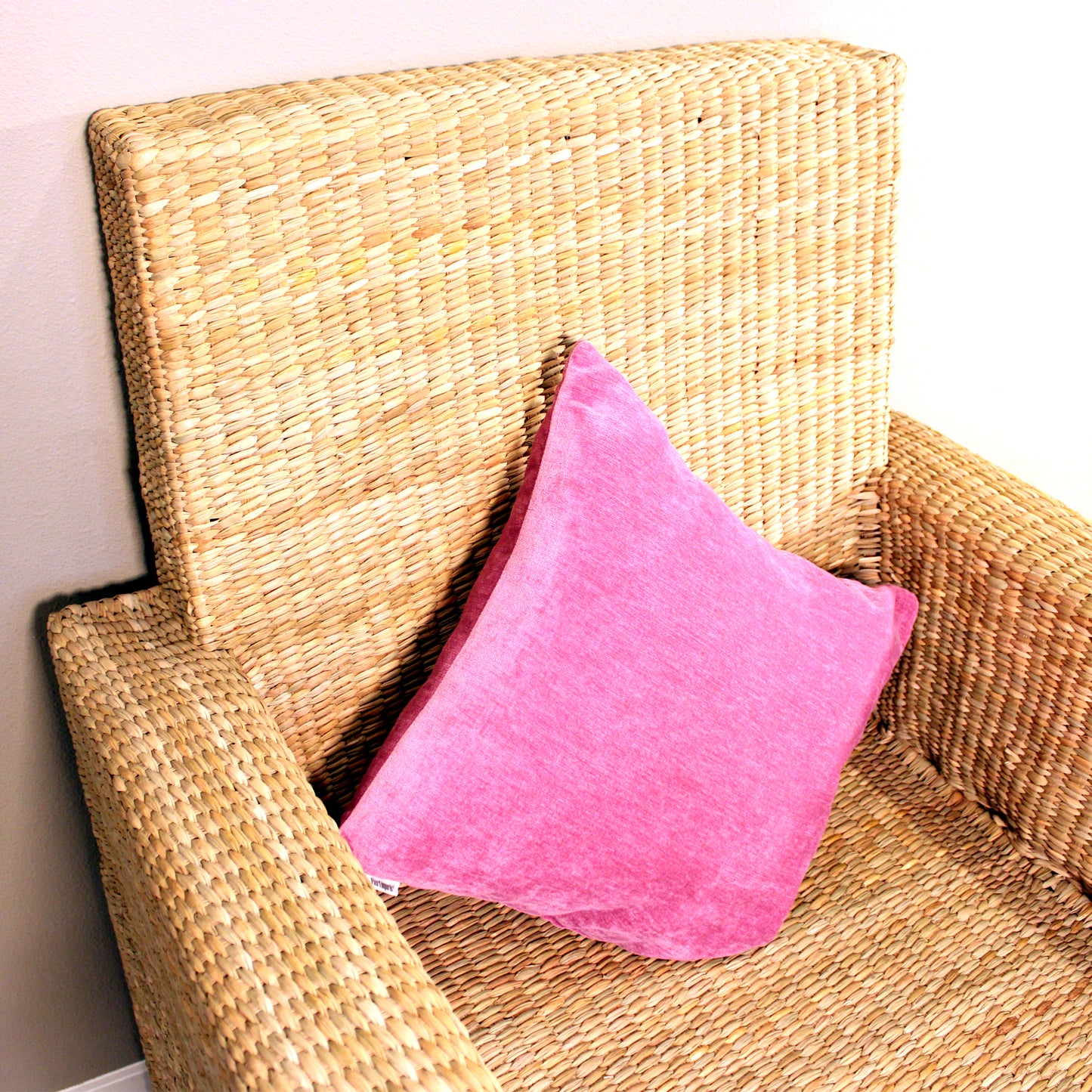 Handwoven Chuspata couch 40.5 inches in natural reed - Mexican artisan furniture