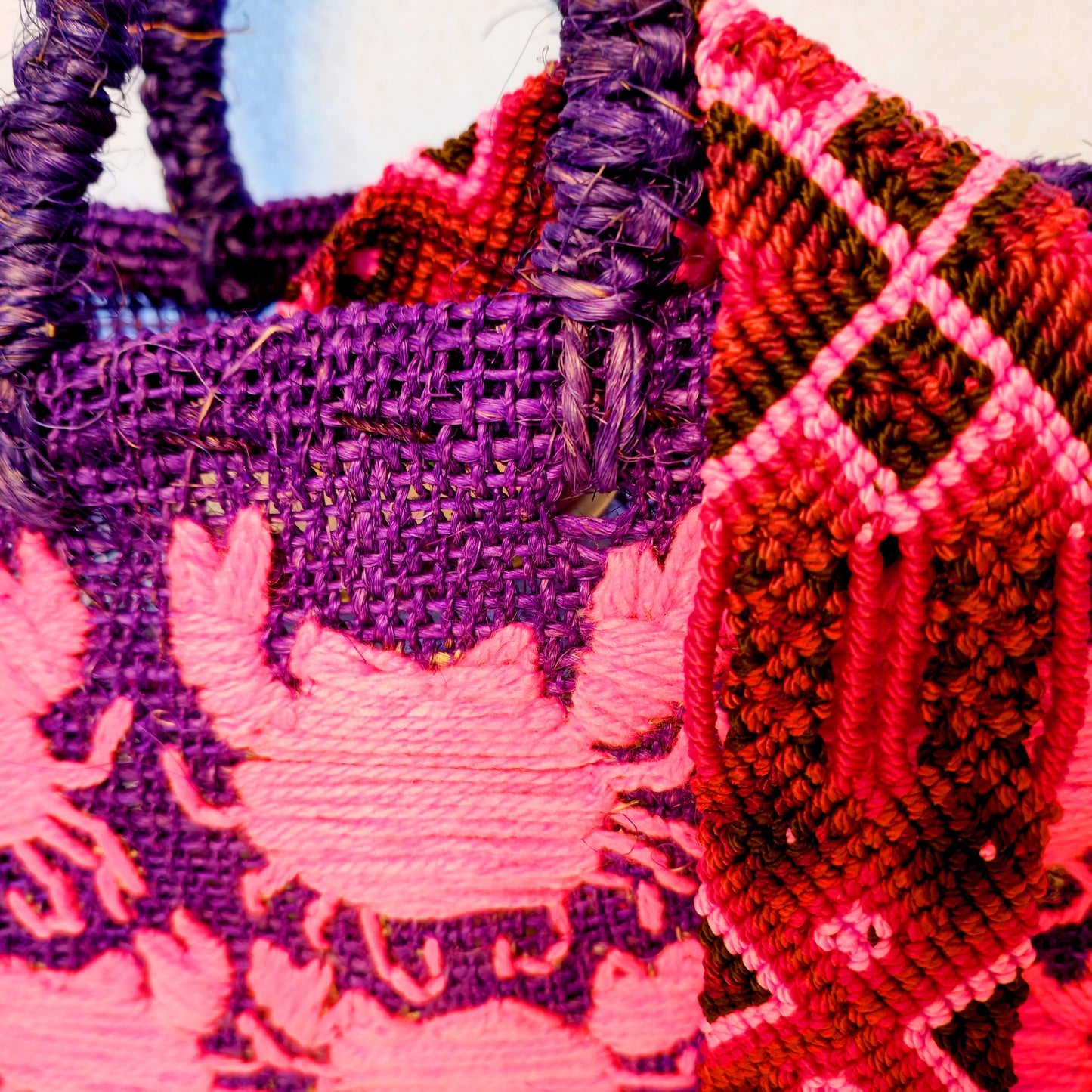 Handwoven jute handbag pattern - natural Mexican artisan bag