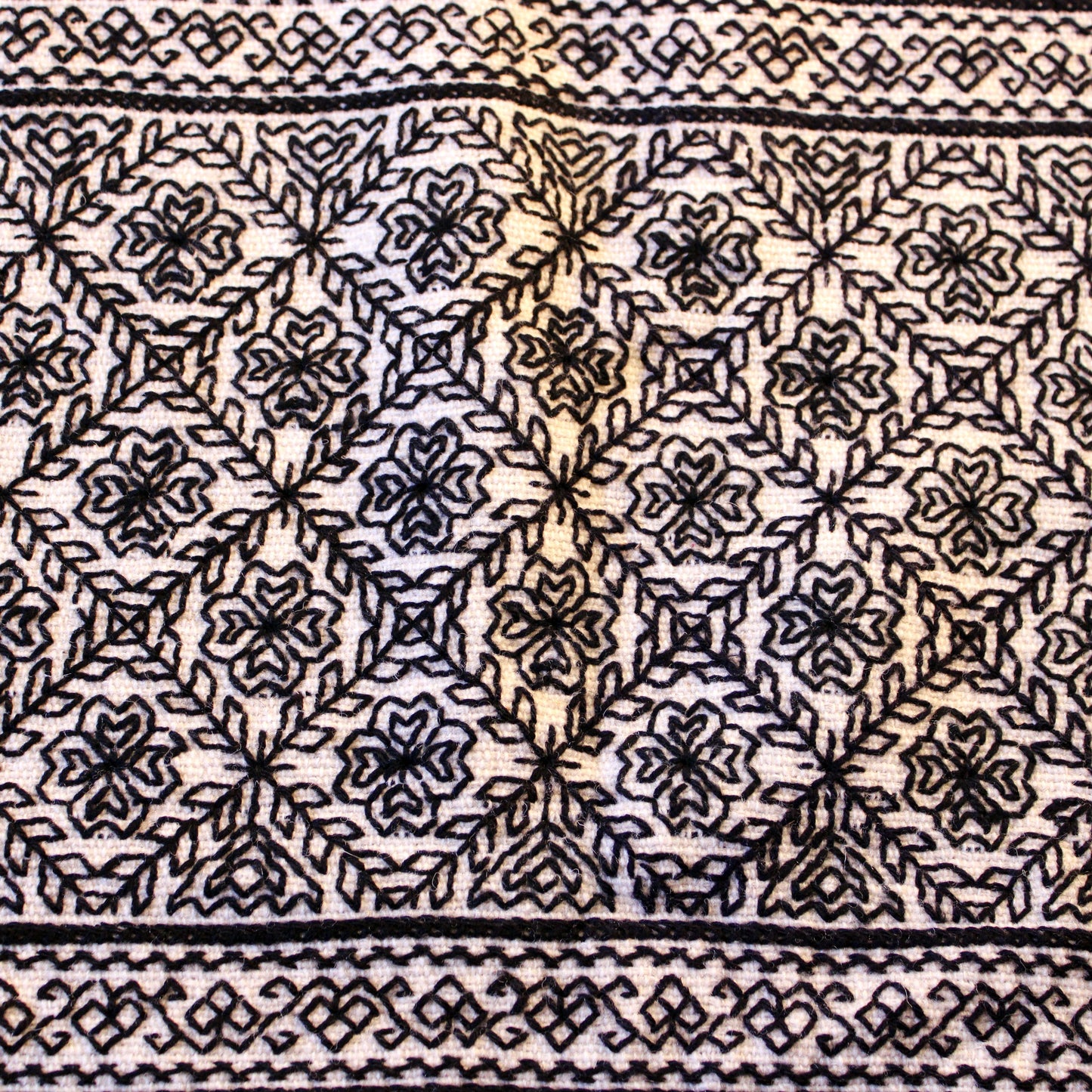 Bed scarf-runner-hand embroidered with wool/ color white&black