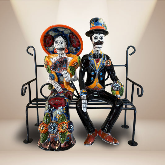 Bench with couple catrinas-HIX-002