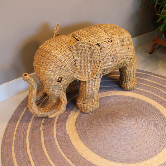 Handwoven Elephant Trunk Sculpture - Natural Reed Chuspata | Mexican Artisan Decor