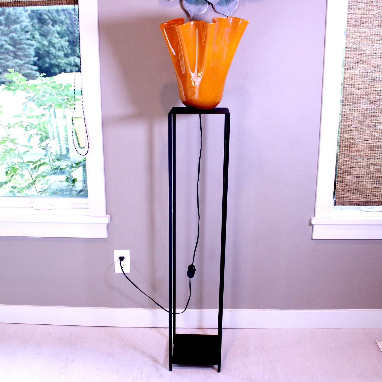 Hand-blown glass floor lamp orange 13.5x13 inches - artisan lighting Mexican handcrafted décor