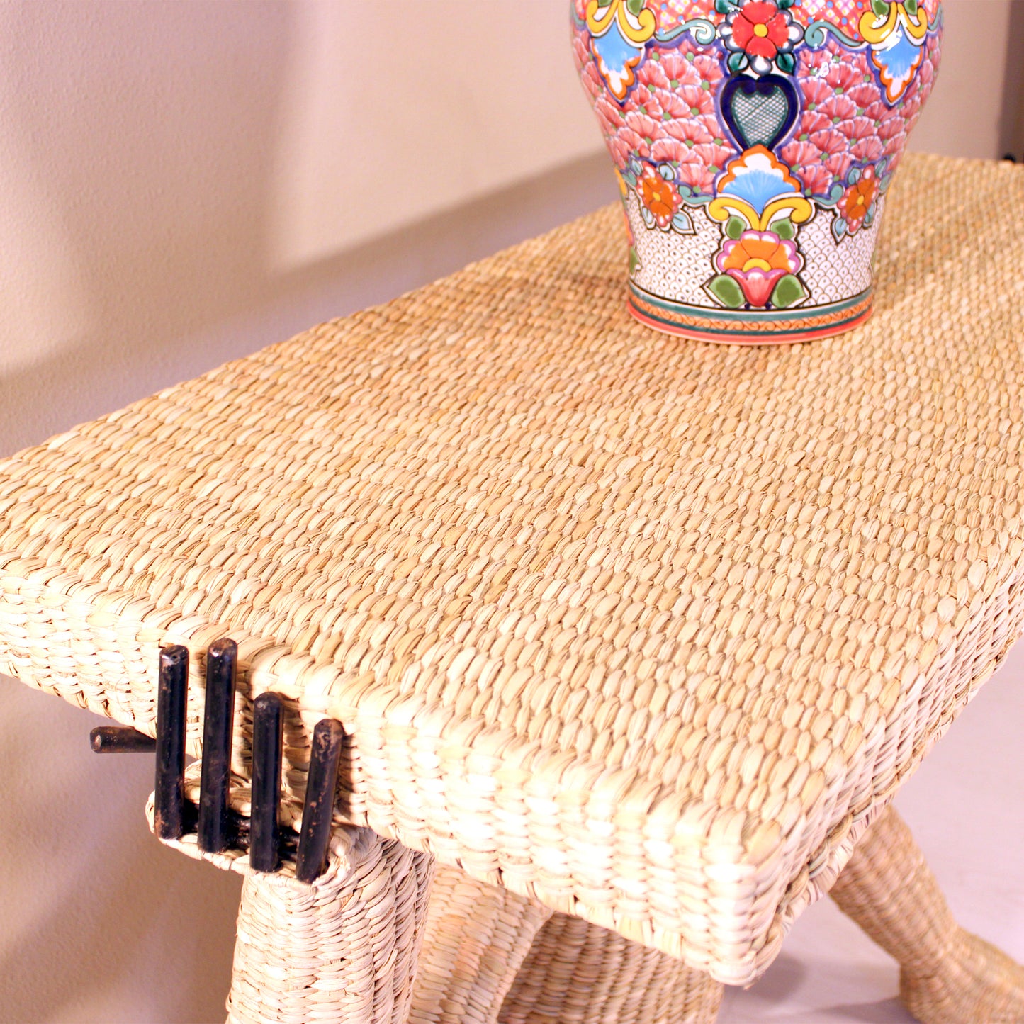 Handwoven Monkey Table 32" - Natural Reed Chuspata | Mexican Artisan Furniture