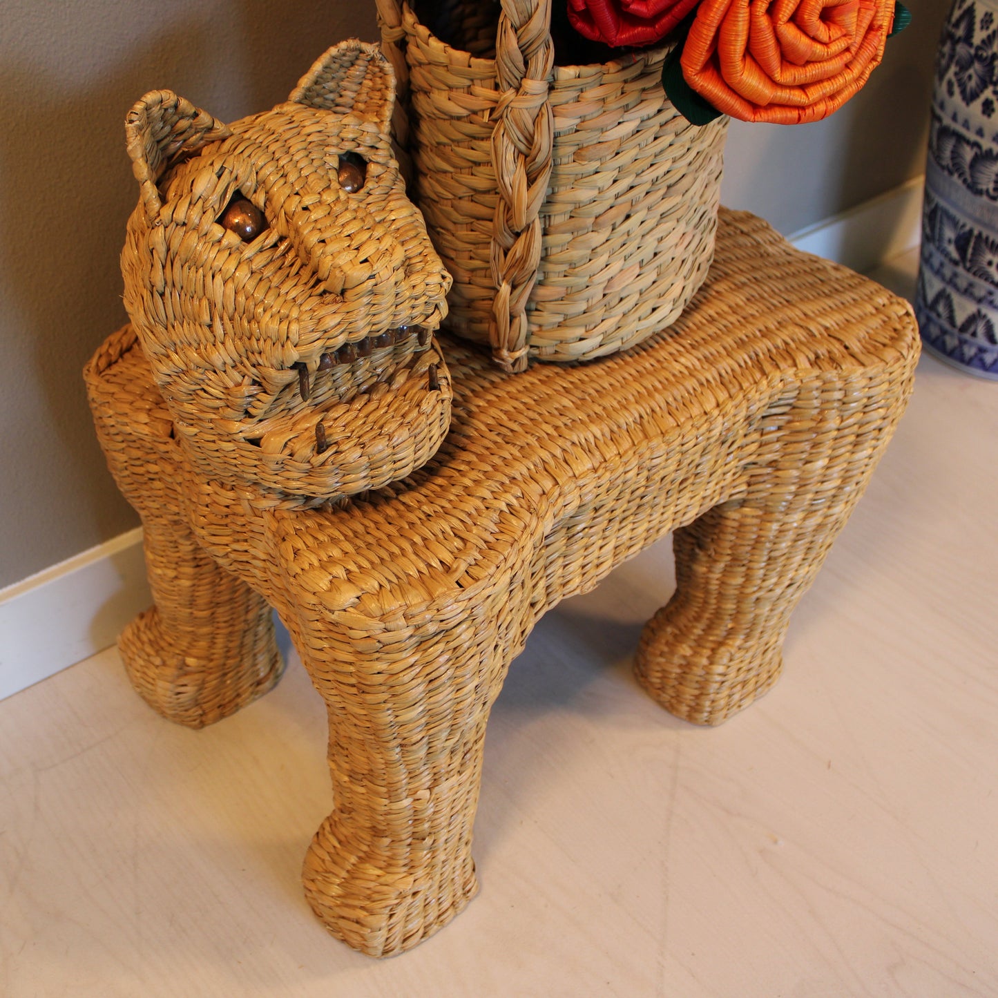 Handwoven jaguar bench in natural reed Chuspata - Mexican artisan furniture