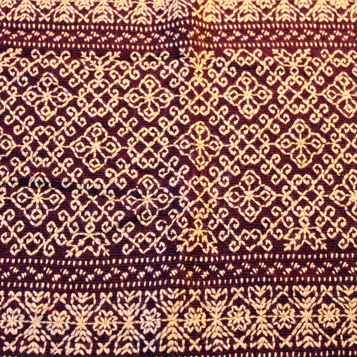 Bed scarf-runner-hand embroidered with wool / Yellow and burgundy.