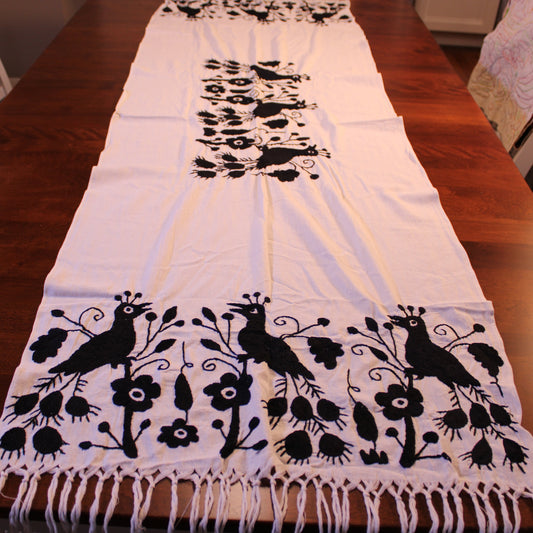 Embroidered shawl with 3 birds design in white