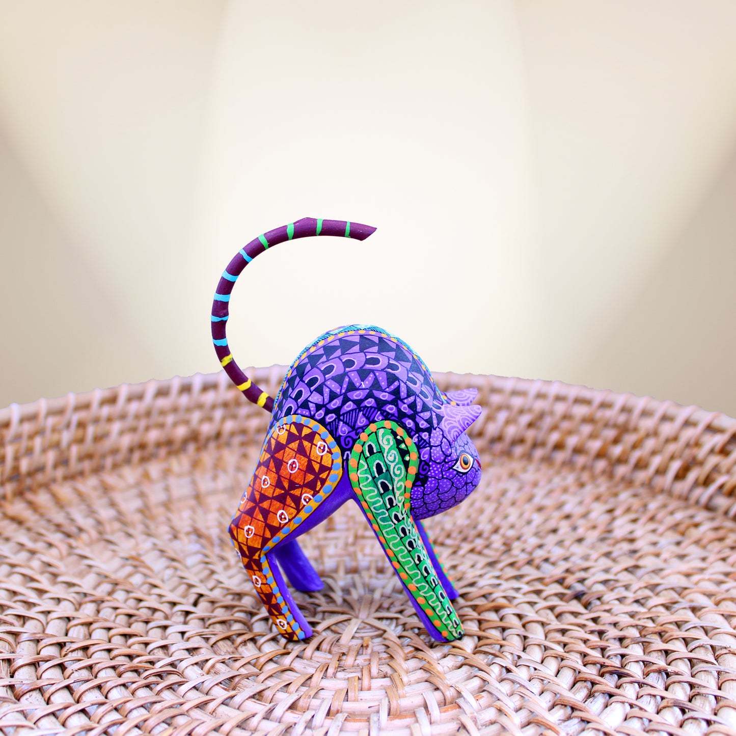 Hunched cat Alebrije ALB-019