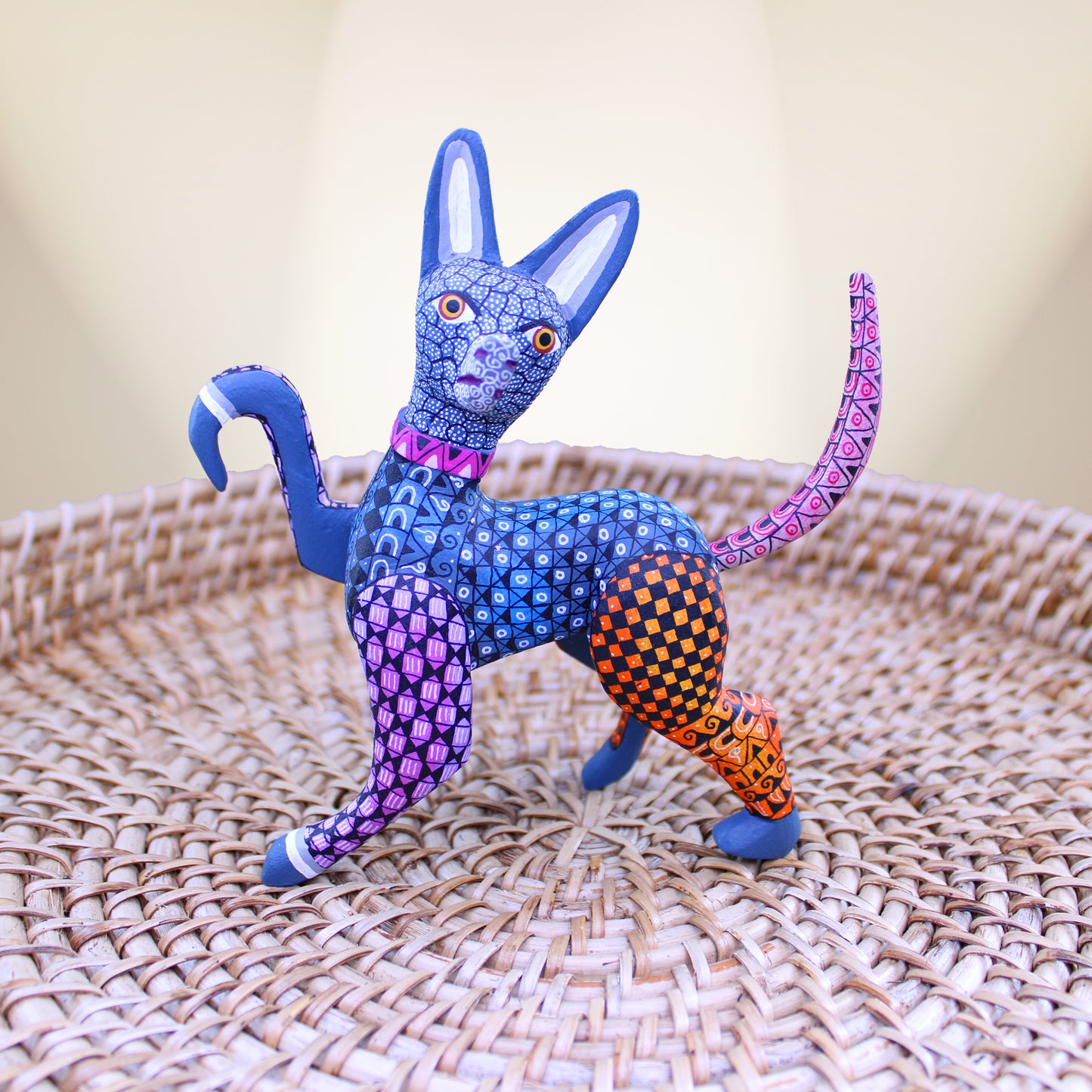 Dancing cat Alebrije ALB-017