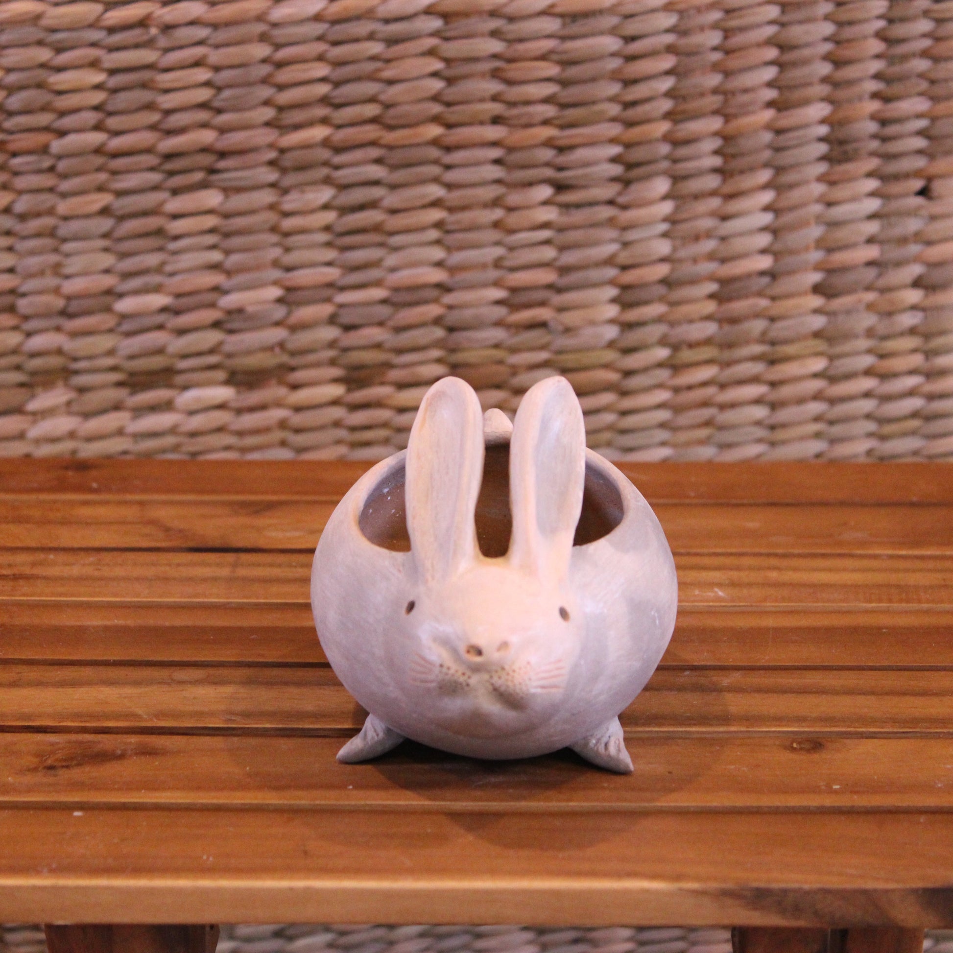 Beige bunny pot handcrafted in Chiapas - Mexican burnished clay planter