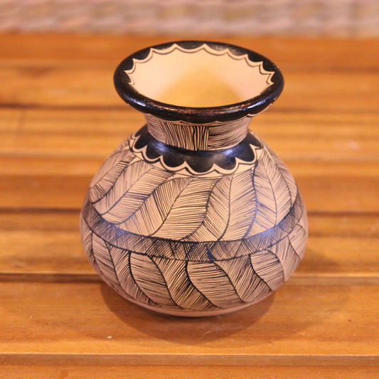 Small flower pot hand painted