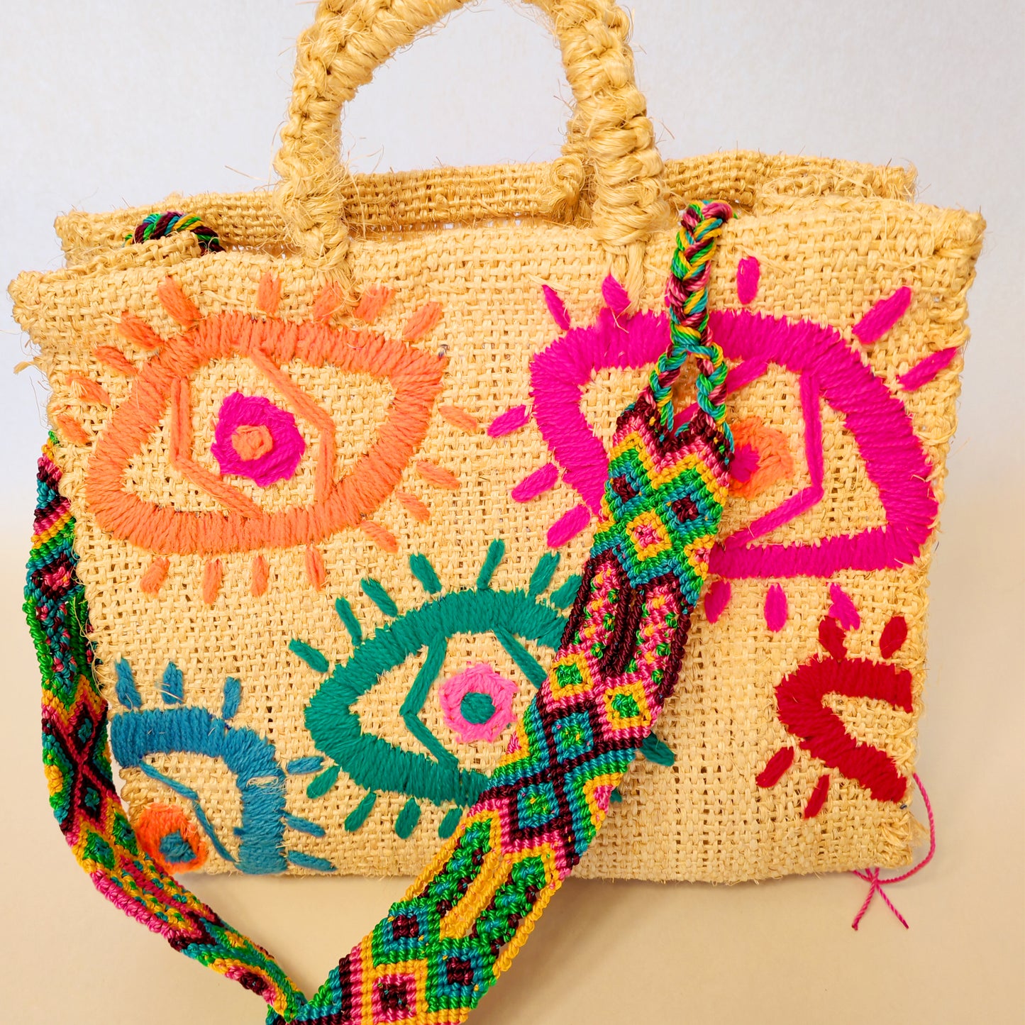 Handwoven Jute Handbag - Sustainable Mexican Artisan Tote Bag