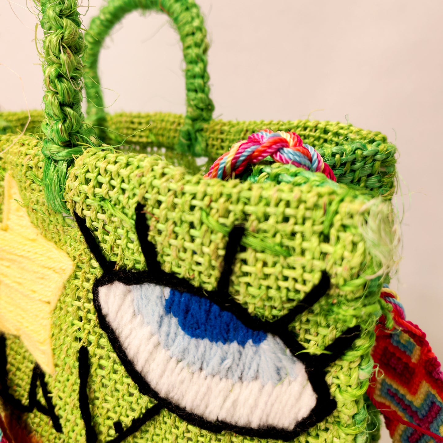 Rustic jute handbag design - traditional Mexican artisan tote