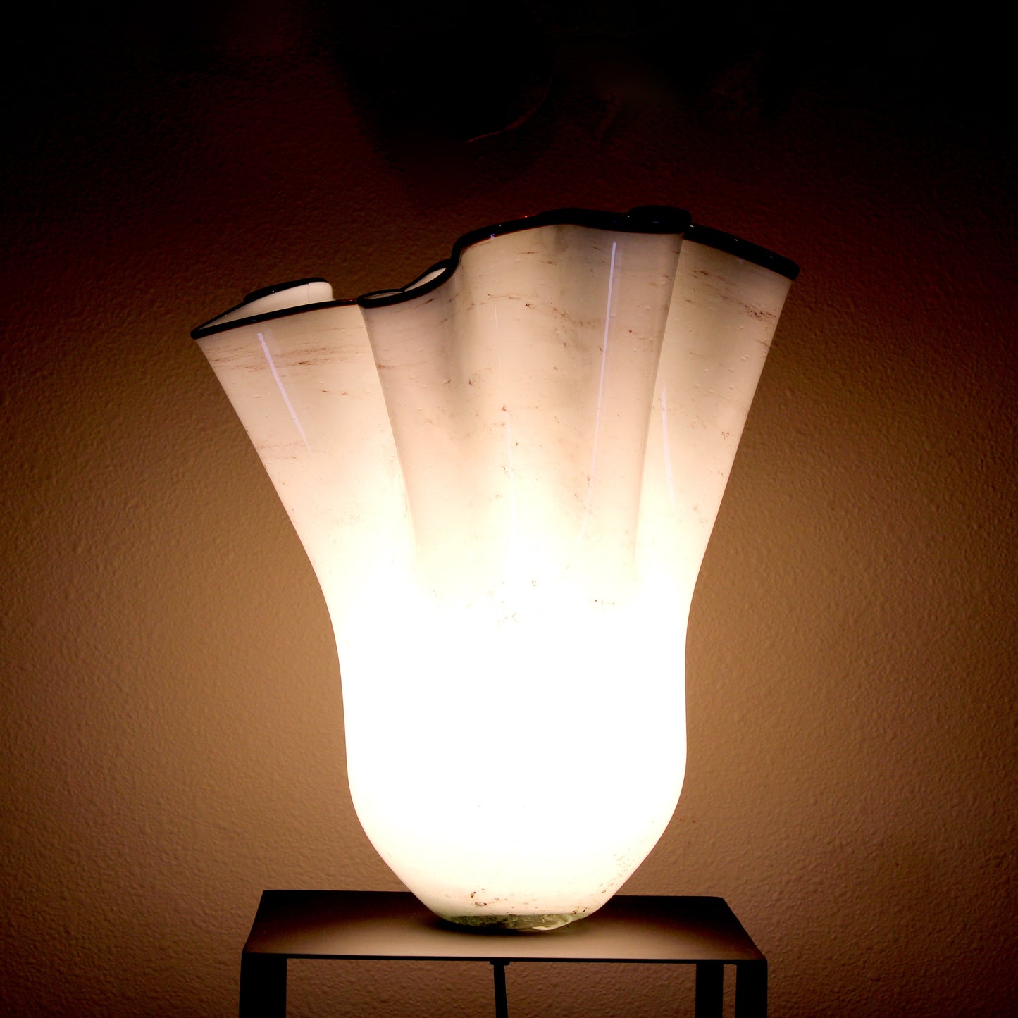 Hand-Blown Glass Floor Lamp White 11x12" - Artisan Lighting | Mexican Handcrafted Décor
