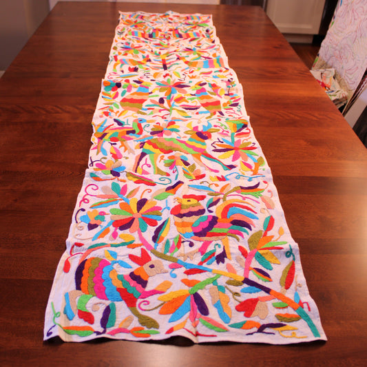Table Runner Birds